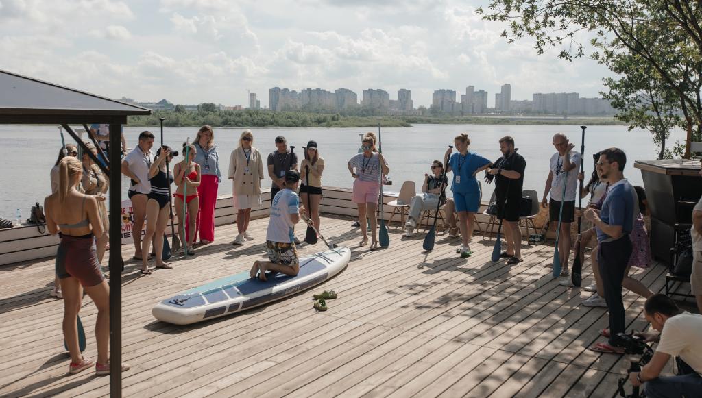 Прогулка Клуба Привилегий Jetour по Волге на сапах